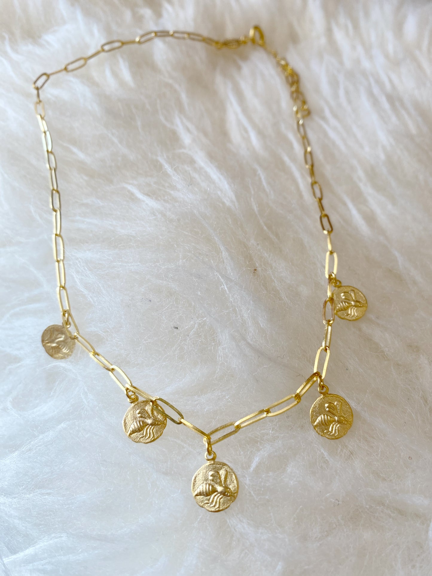 0807G Bee Disc Charm