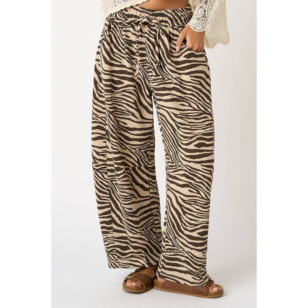 Zebra Printed Mid Rise Pants with Pockets