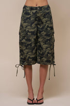Camo oversized cargo shorts with side pockets and adjustable drawstring hems