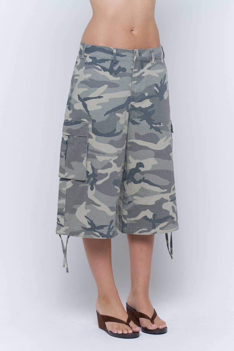 Washed Camo Wide Leg Cargo Culotte Pants
