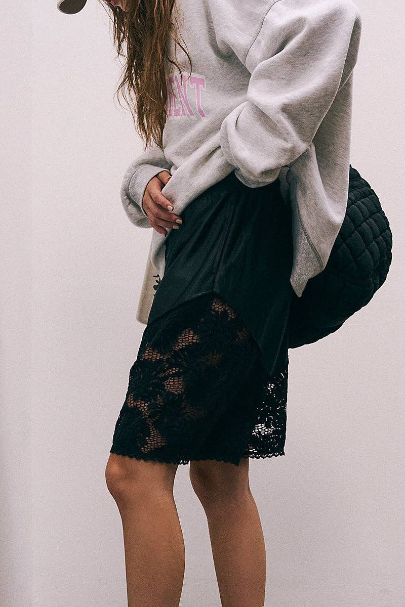 Sleek Lace-Panel Casual Shorts