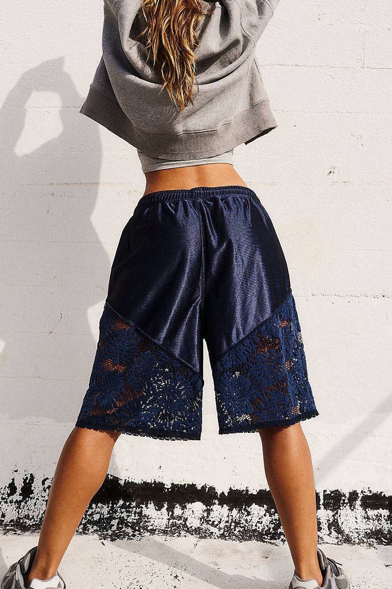 Sleek Lace-Panel Casual Shorts