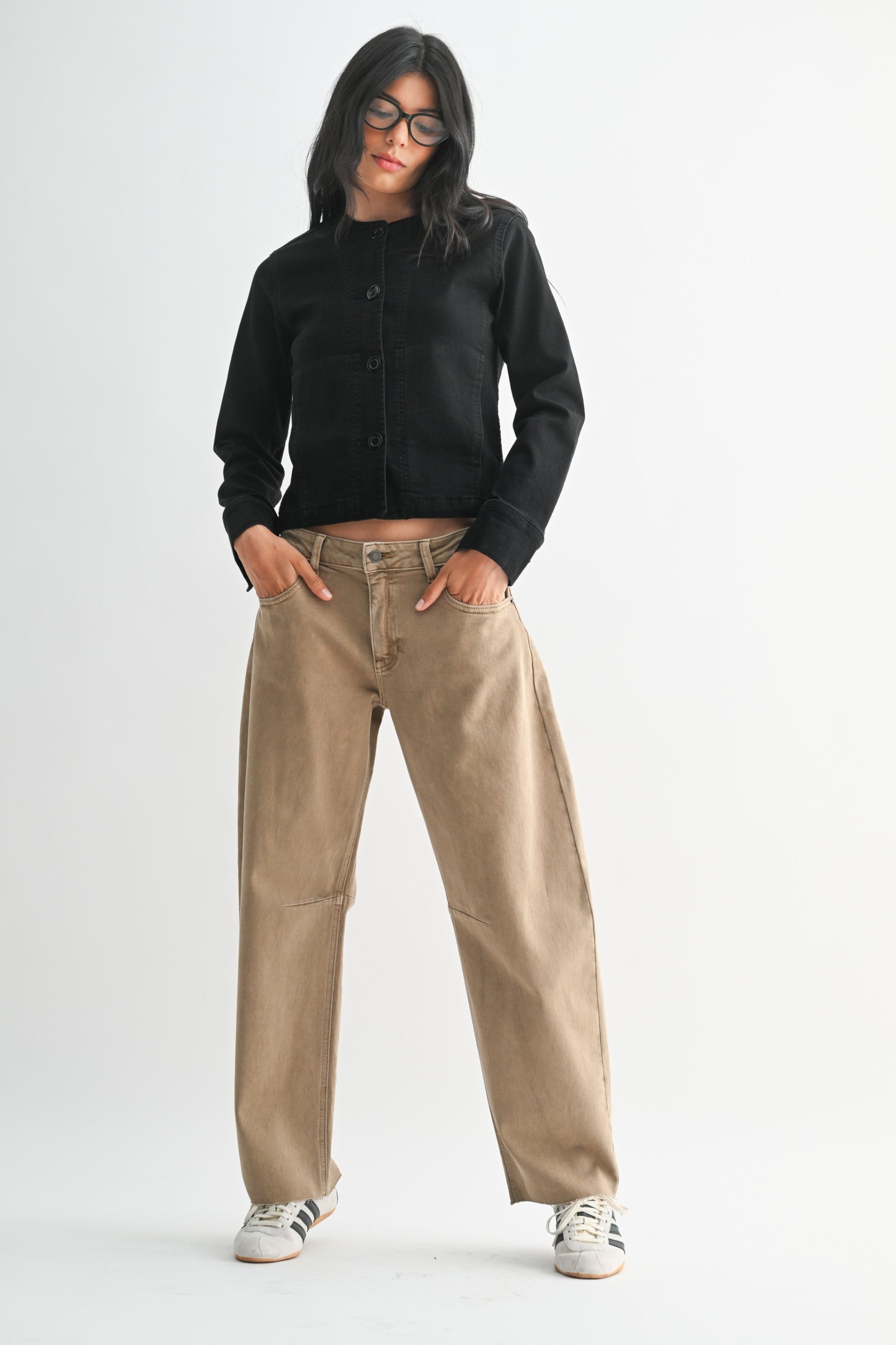 Mid Rise Barrel Jeans