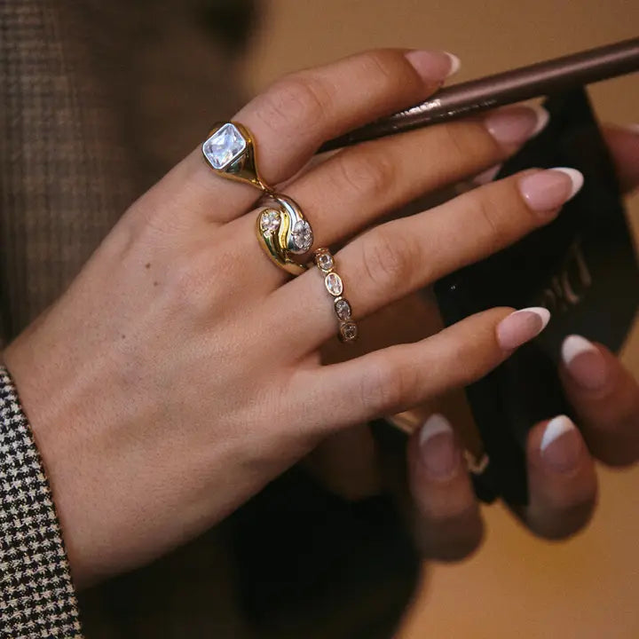 Palais Statement Ring