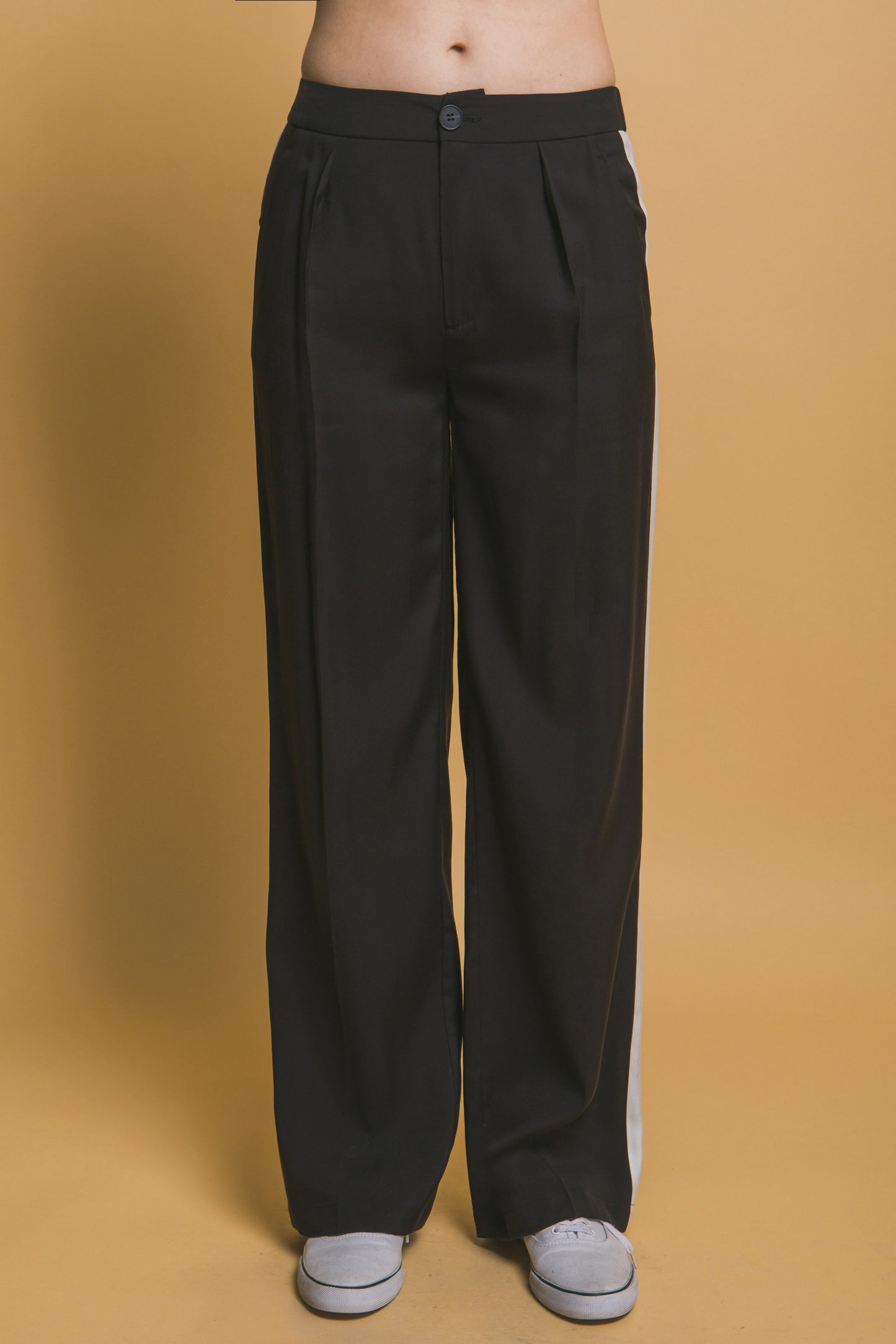 Pleated Stripe Trouser