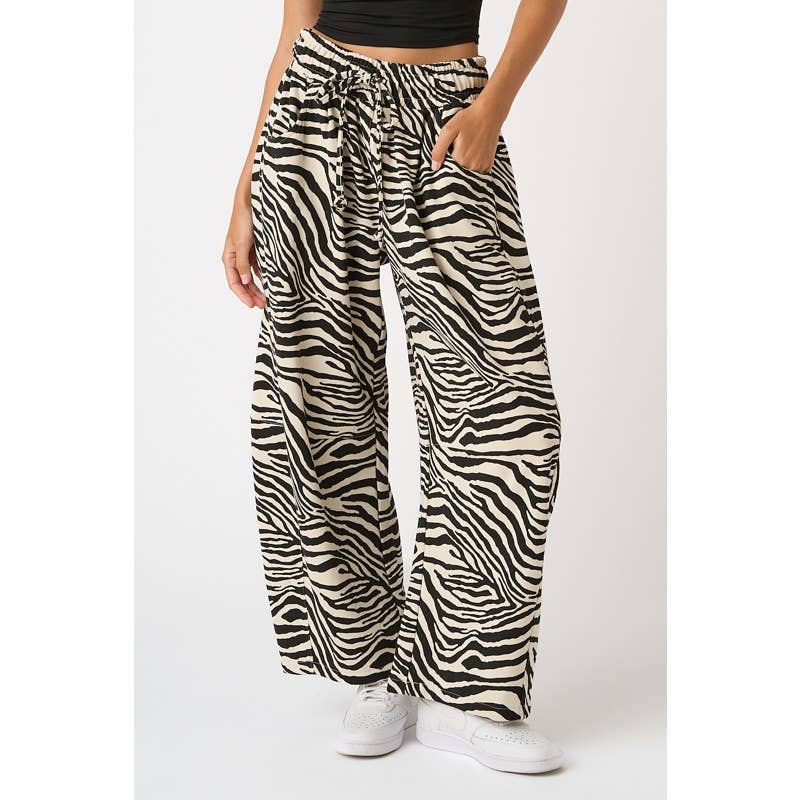 Zebra Printed Mid Rise Pants with Pockets