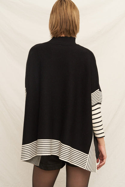 Kennedy Cape Sweater - Polkadots & Moonbeams LAPolkadots & MoonbeamsBLACK/WHITEOne sizeKennedy Cape Sweater