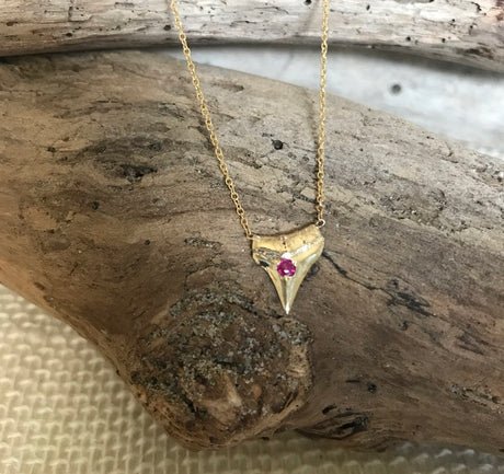 Ruby Sharktooth Necklace - Polkadots & Moonbeams LACaitlin Nicole JewelryRuby Sharktooth Necklace
