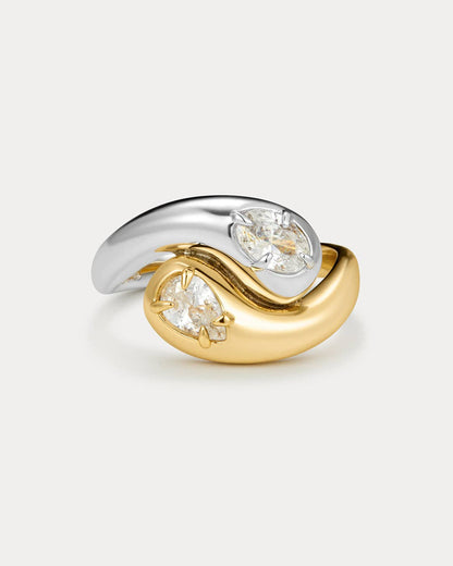 The Bianco Nero Interlock Ring - Polkadots & Moonbeams LALuv AJSP26-R-BNIR-TT-66The Bianco Nero Interlock Ring