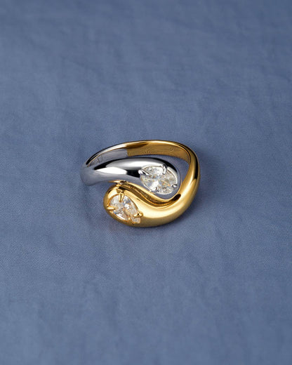 The Bianco Nero Interlock Ring - Polkadots & Moonbeams LALuv AJSP26-R-BNIR-TT-66The Bianco Nero Interlock Ring